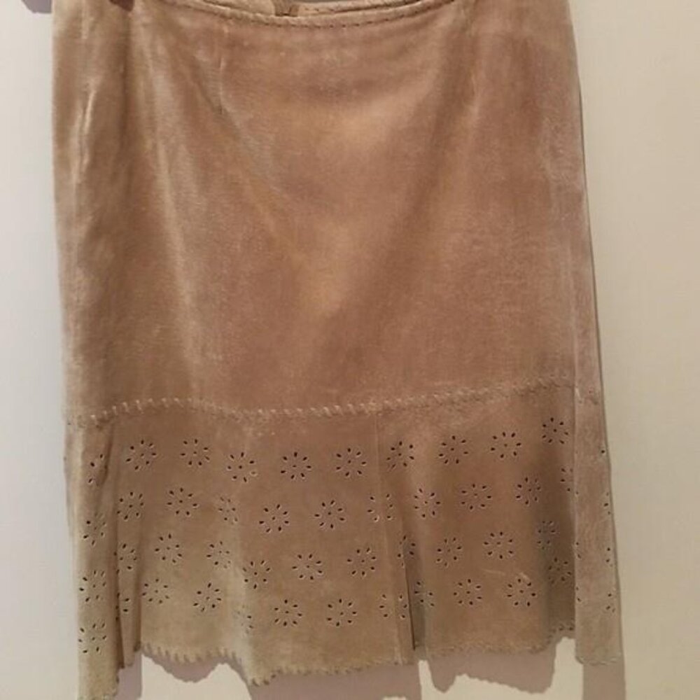 Suede with laser cut design skirt
